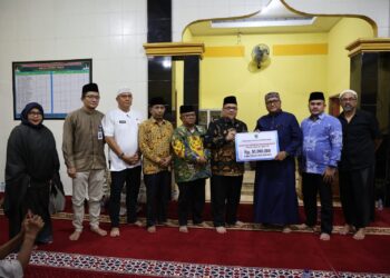 Ketua DPRD Sumbar Tekankan Kebersamaan Saat Safari Ramadan di Gurun Laweh