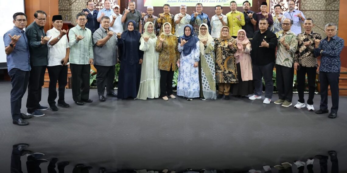 DPRD Sumbar Ikuti Bimtek Optimalisasi Fungsi Pengawasan terhadap LKPJ dan LKPD