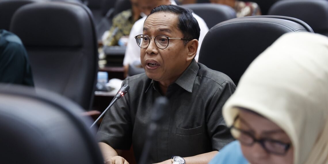 Nofrizon Soroti 2.000 Kendaraan Dinas dan 3.890 ASN di Sumbar Tunggak Pajak